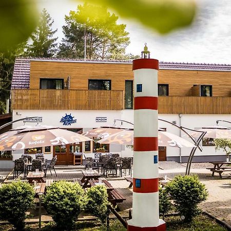 Penzion Labska Marina Podebrady Ngoại thất bức ảnh