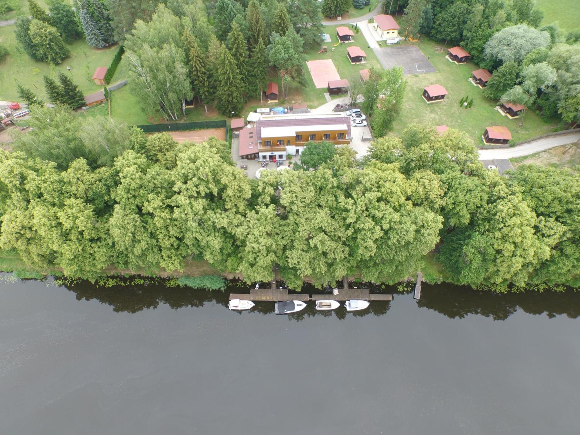 Penzion Labska Marina Podebrady Ngoại thất bức ảnh